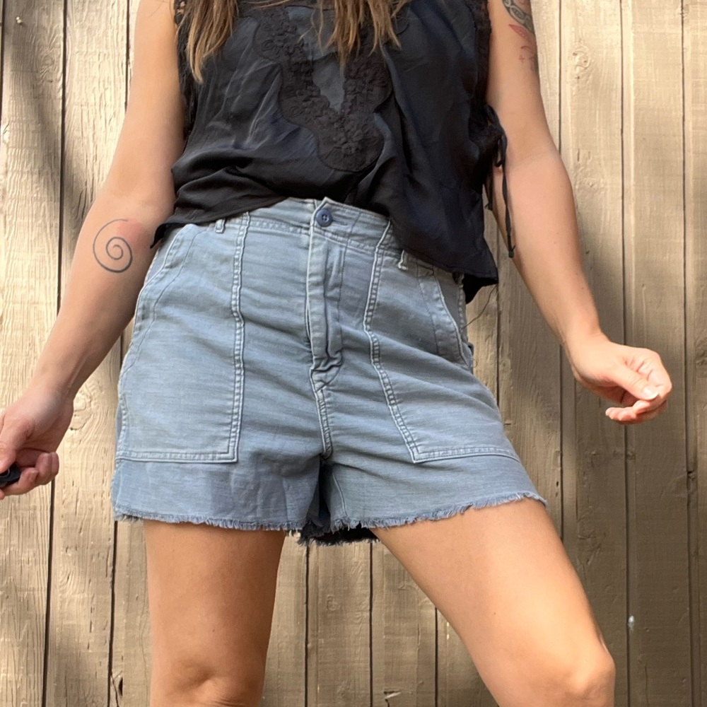 American Eagle Blue Utility Shorts Size 10 Stretch Frayed Hem Casual Summer